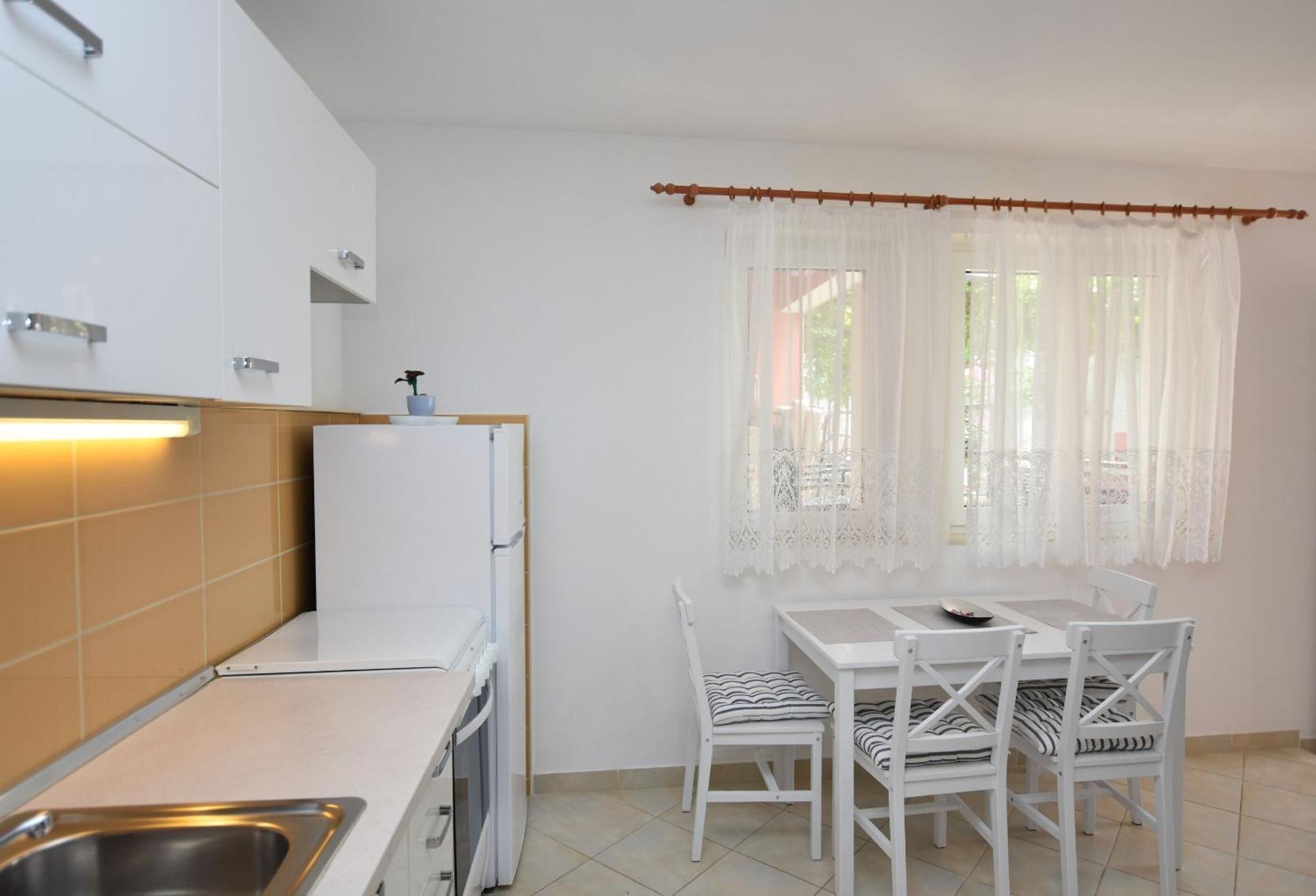 Apartments Eva Primošten Zimmer foto